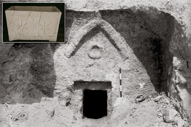 pintu makam Talpiot (sumber: Getty Images) pintu makam Talpiot (sumber: Getty Images)