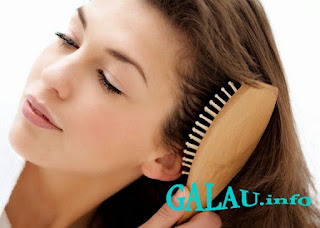 6 Cara Ampuh Mengatasi Rambut Rontok