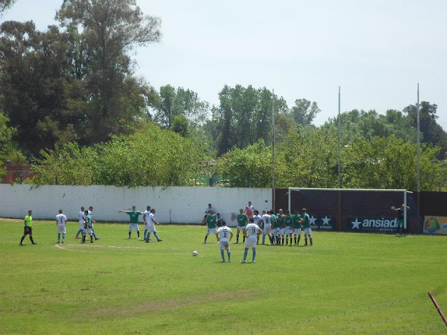 Compacto del partido entre Ferrocarril Midland y Puerto Nuevo, que termino  en un empate en cero tanto por bando !!!, By Funebrero TV