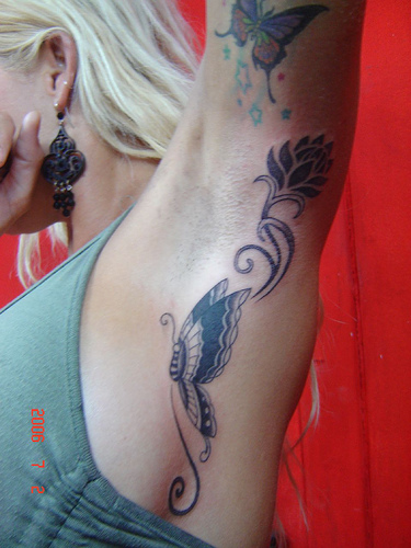 butterfly tattoo pictures. simple utterfly tattoos