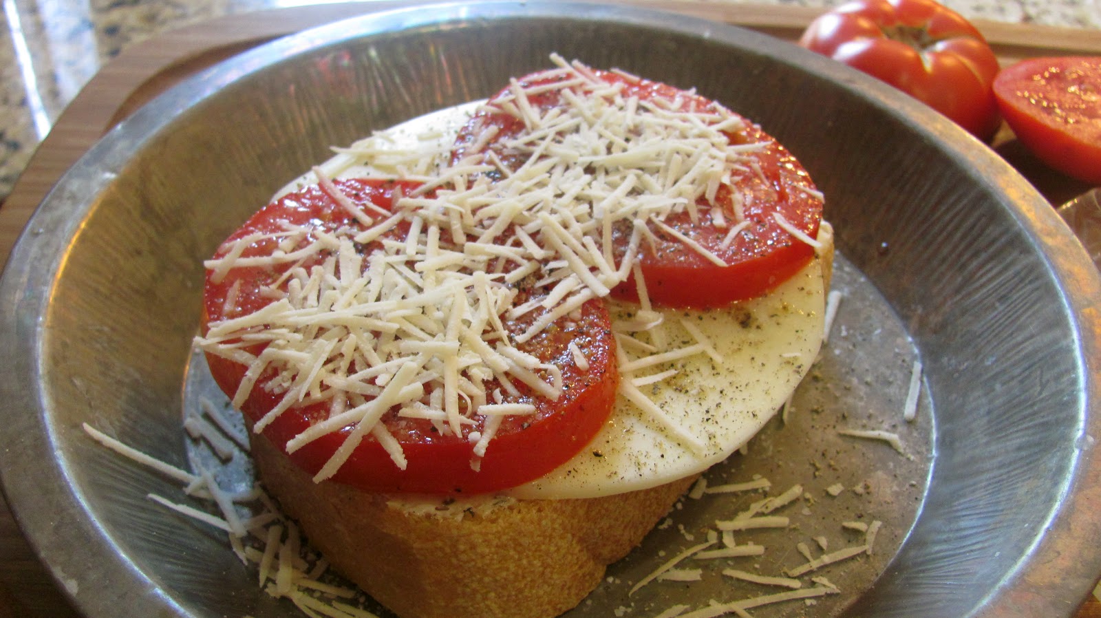 Sprinkle Some Sunshine! summertime tomato sandwich party!