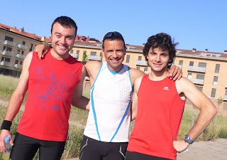 http://4.bp.blogspot.com/-aVKHr6pR9II/TeJPP1WrPLI/AAAAAAAABF0/mORVcA9hnC4/s400/P1120316.jpg