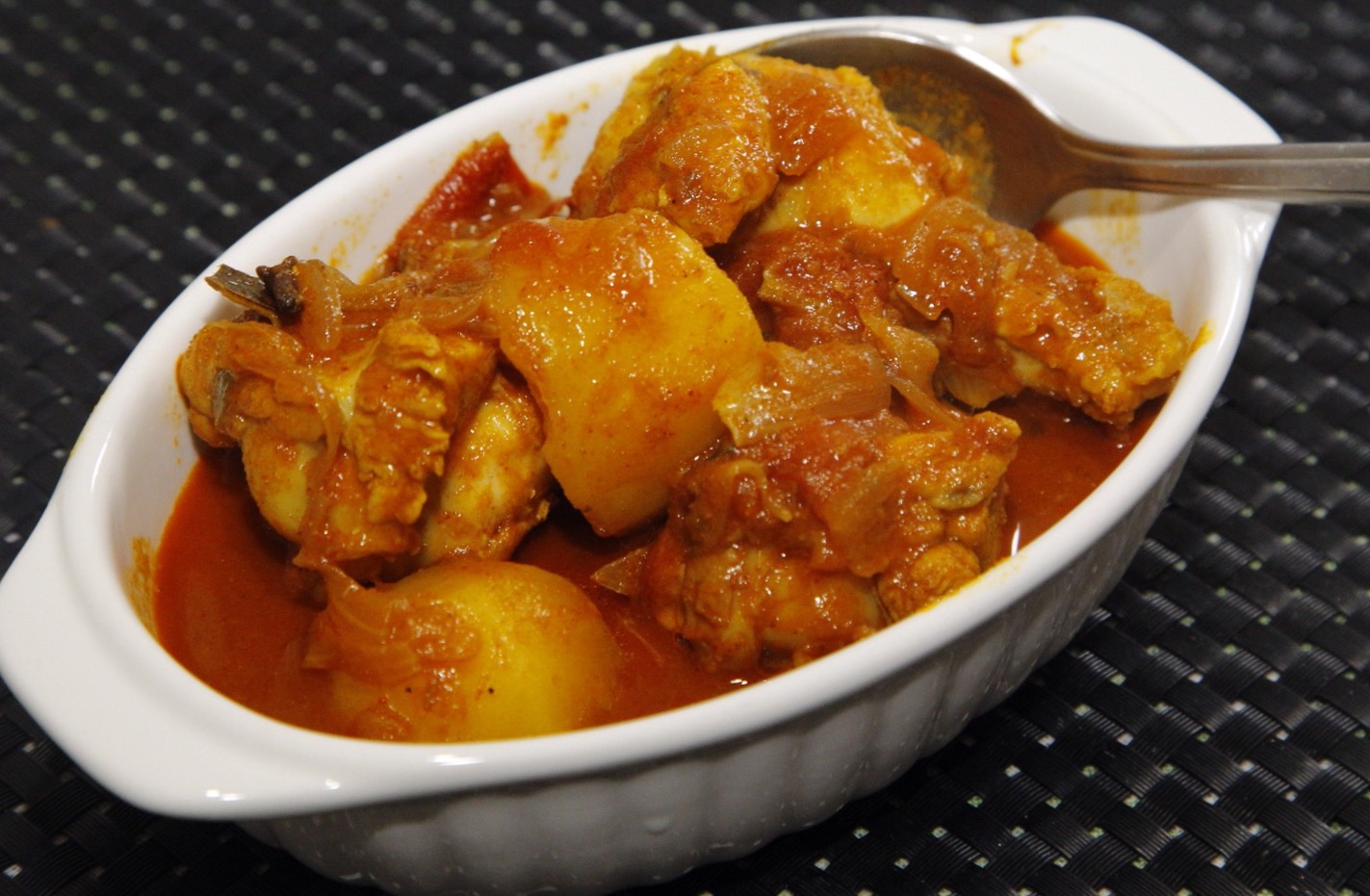 Try me from Recipe Basket....... Gujarati Chicken curry