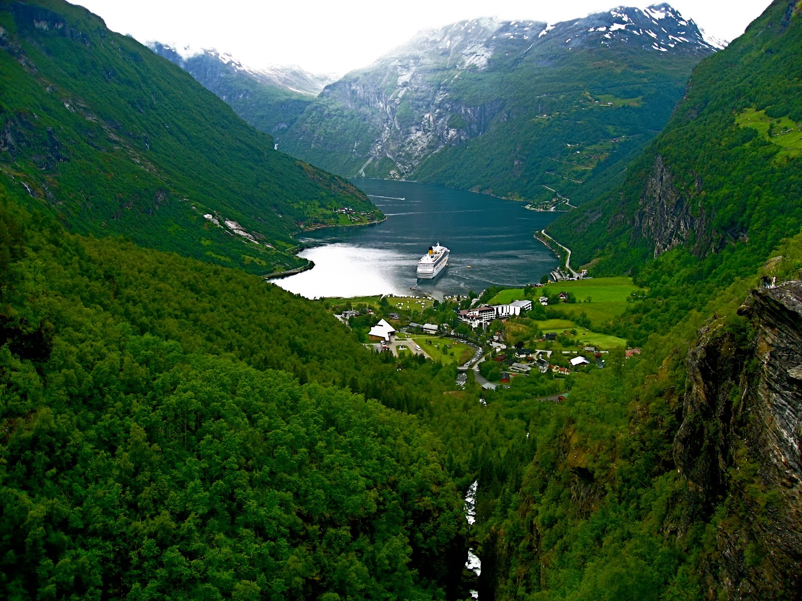 Geirangerfjord, Norway Tourist Resorts
