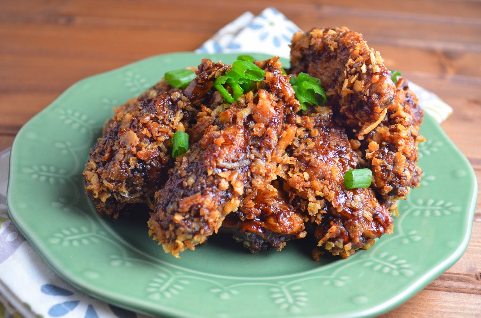The Savvy Kitchen Sticky Onion Crunch Wings