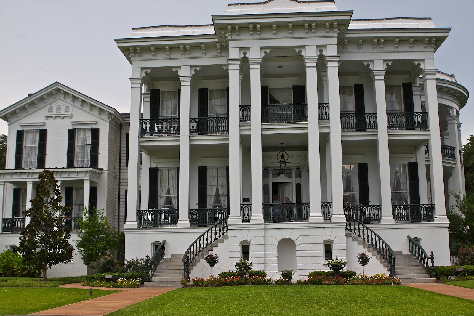 Sweet Southern Days: Mississippi River Road: Nottoway Plantation