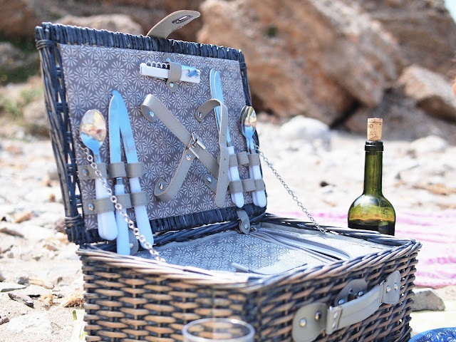 picnic en la playa cesta