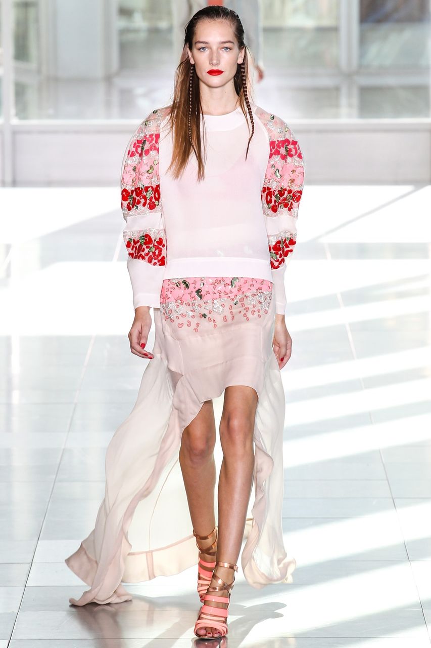 Fashion style Ted Baker reports strong performance across global markets for woman Fashion week Ted Baker reports strong performance across global markets for lady