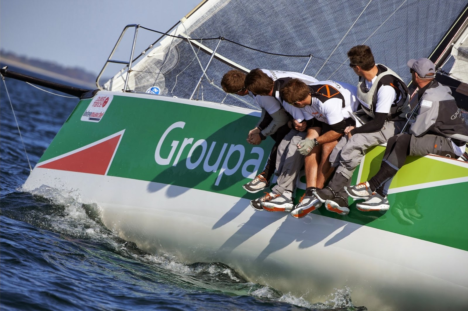 Groupama M34, 2e du Spi Ouest France. Groupama M34, 2e du Spi Ouest France.