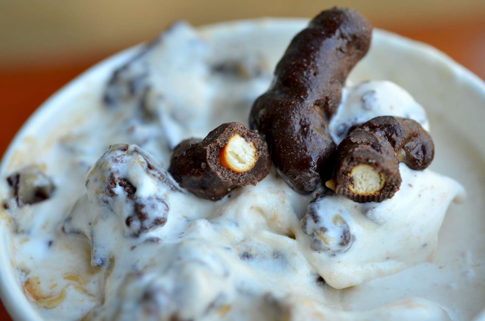 food and ice cream recipes REVIEW Dairy Queen Choco Covered Pretzel