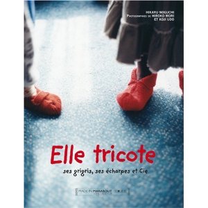 Elle tricote ses grigris