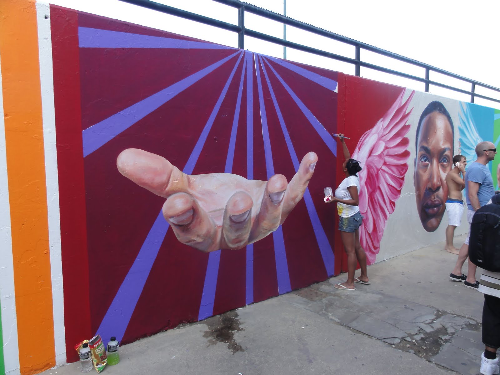 Hindsight NEW IMAGES OF JEFF ZIMMERMANN CHICAGO MURAL AT OAK STREET BEACH