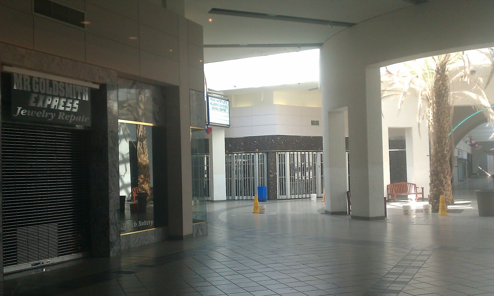 The Louisiana and Texas Retail Blogspot Six Flags Mall Arlington Texas
