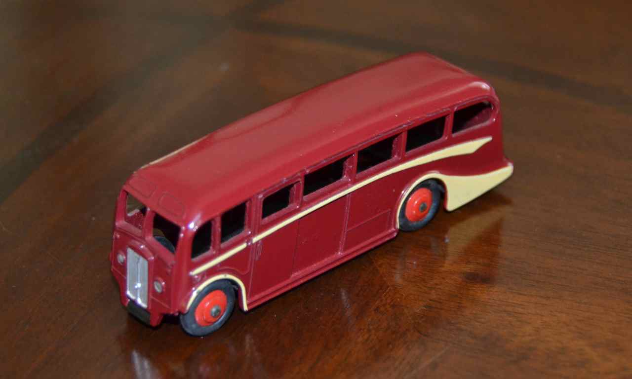 dinky toys luxury coach