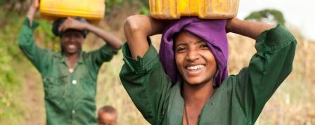women looking clean water in africa