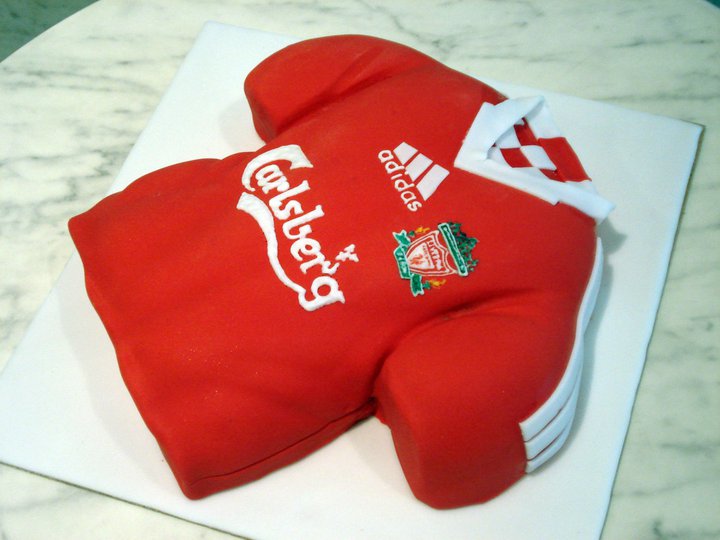 football shirt cake on Pinterest Football Shirts, Shirt Cake and Cake