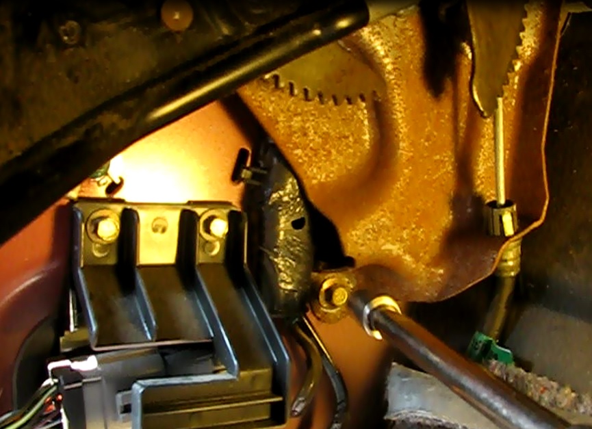 The Original Mechanic How to repair a faulty parking brake light