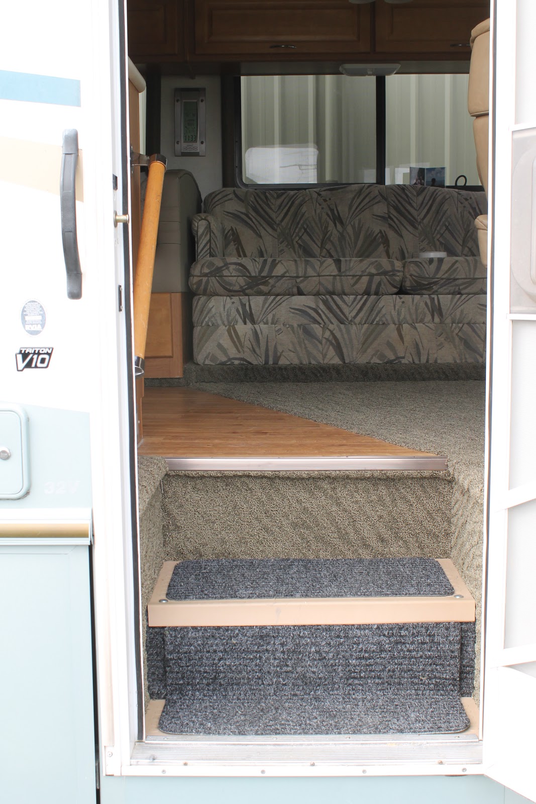 Countryside Interiors Transforming Rvs And Trailers Since The