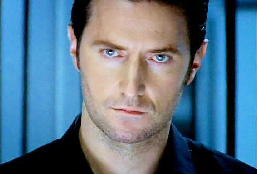 Richard_Armitage_-_Spook_-_2009_2.jpg