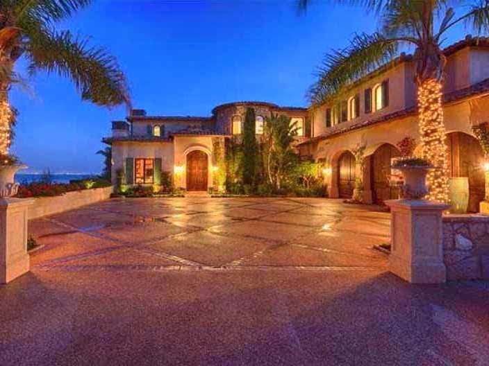 Homes Of The Rich And Famous 20 Expensive Mansions For Sale In Los Angeles