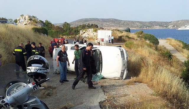«Κόβει» την ανάσα: Βίντεο από τις κόντρες θανάτου και τα άγρια επεισόδια στη Βάρκιζα! «Κόβει» την ανάσα: Βίντεο από τις κόντρες θανάτου και τα άγρια επεισόδια στη Βάρκιζα!
