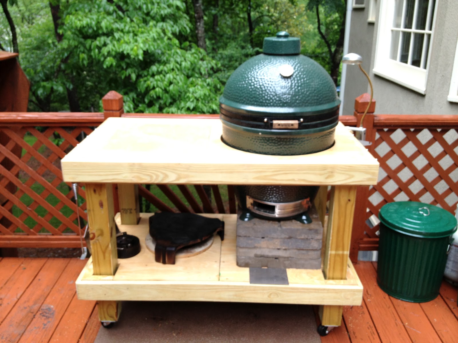 CasaLupoli Our Big Green Egg Table