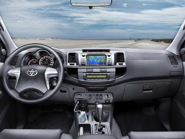 Toyota Hilux 2012
