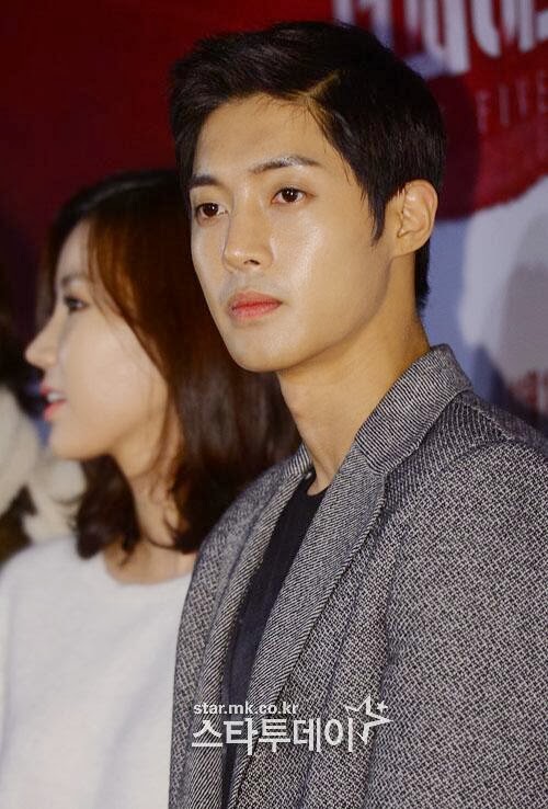 ... Photos) Kim Hyun Joong Atte...