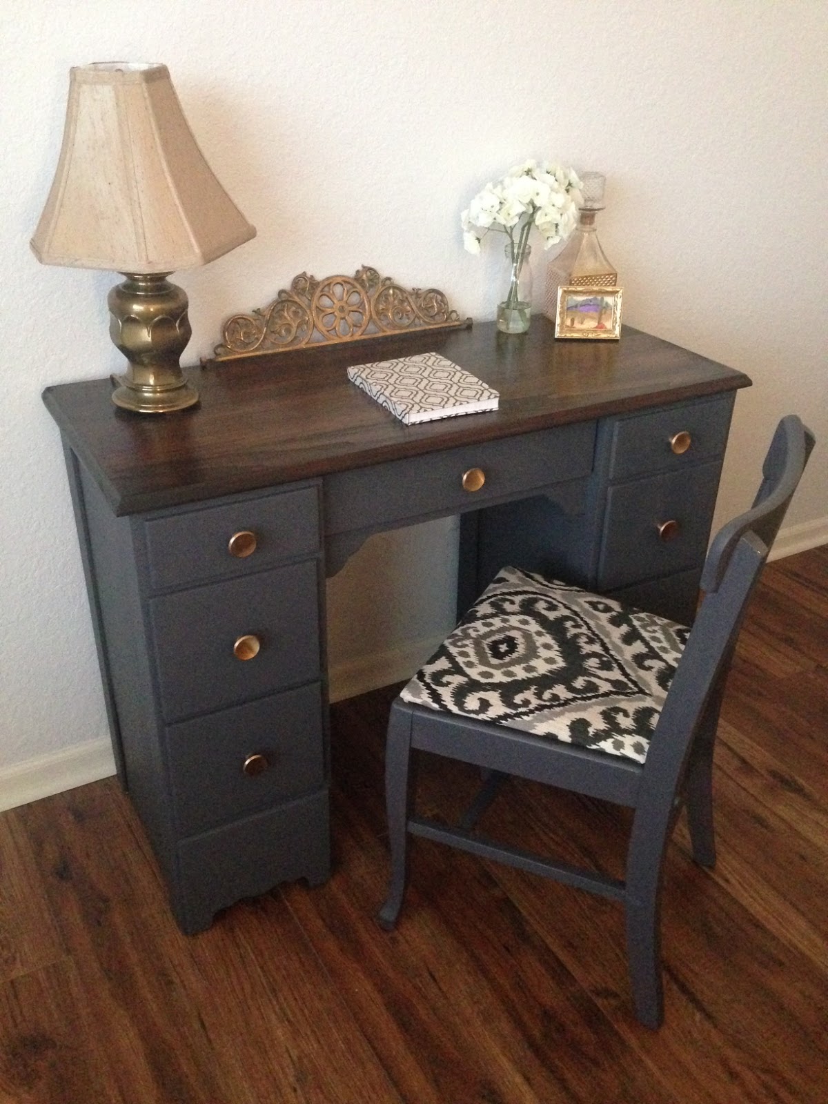 ShayRenovation Grey Desk