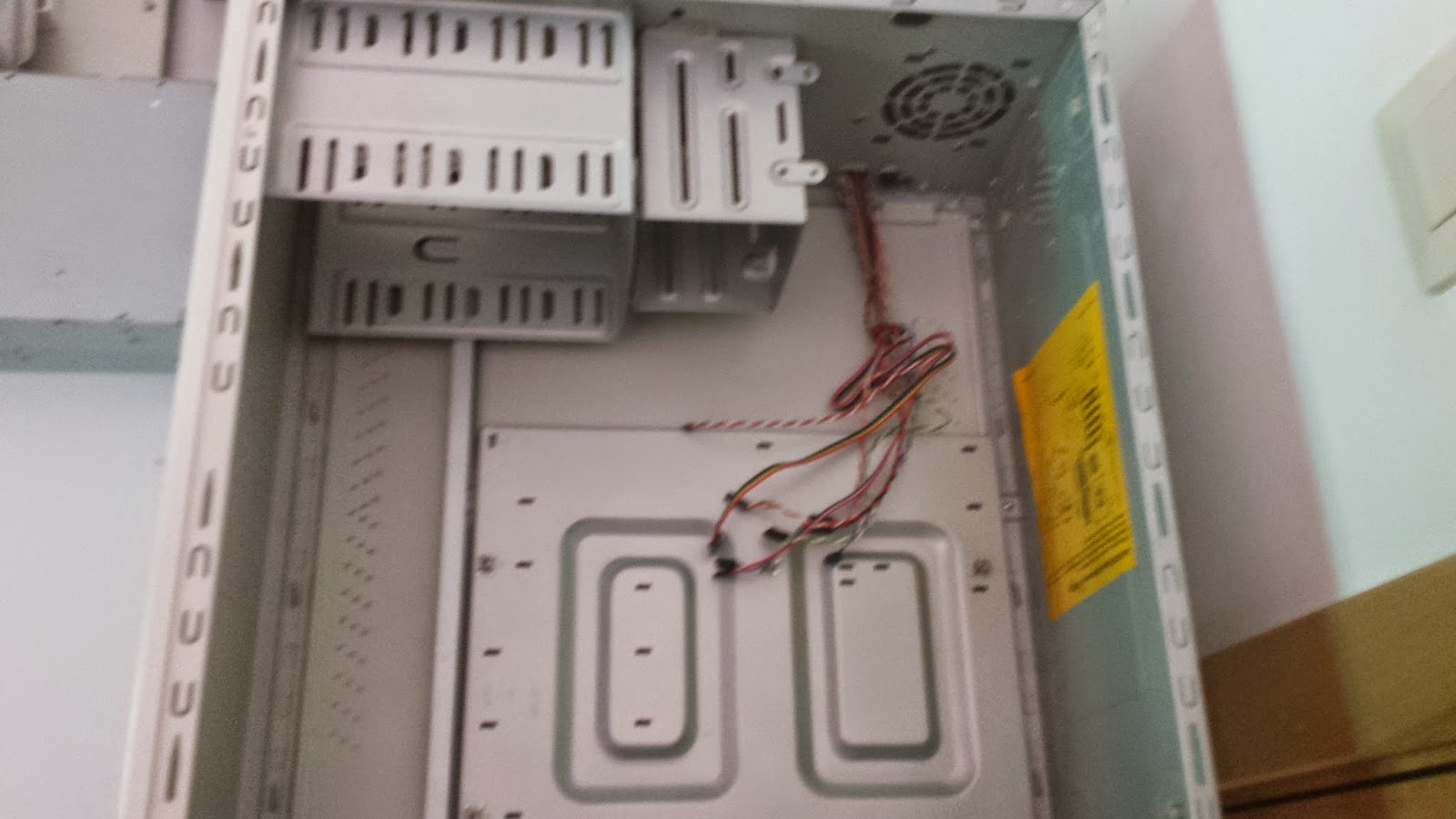 amin: Caja de ordenador