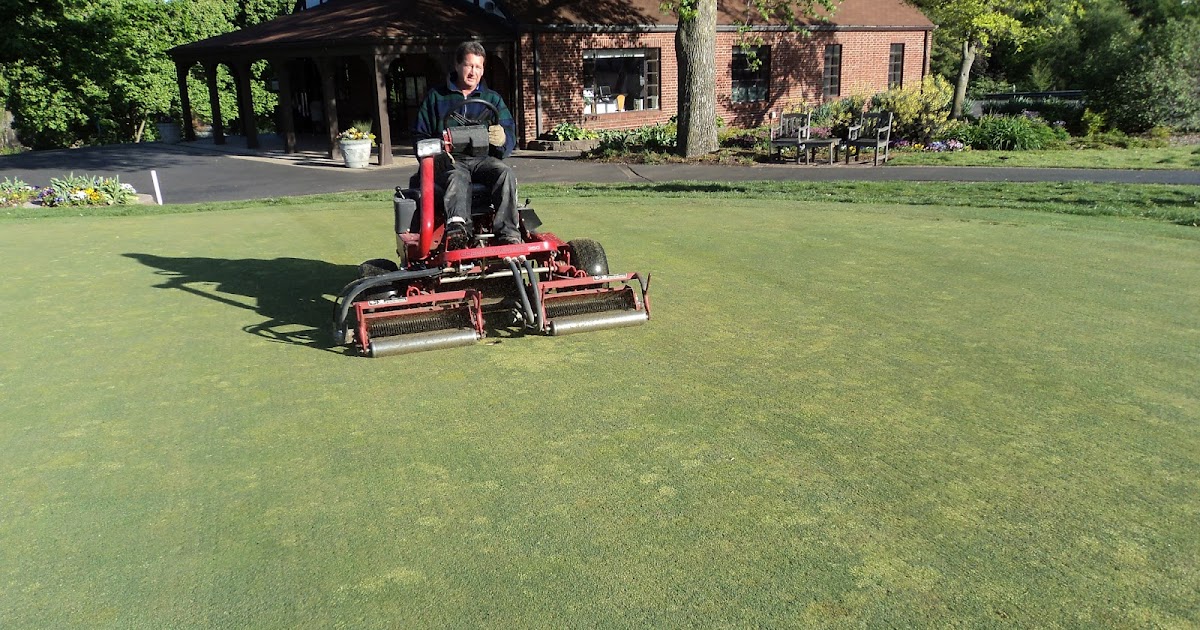 Glen Echo Country Club Golf Course Management Vertical(Verticutting