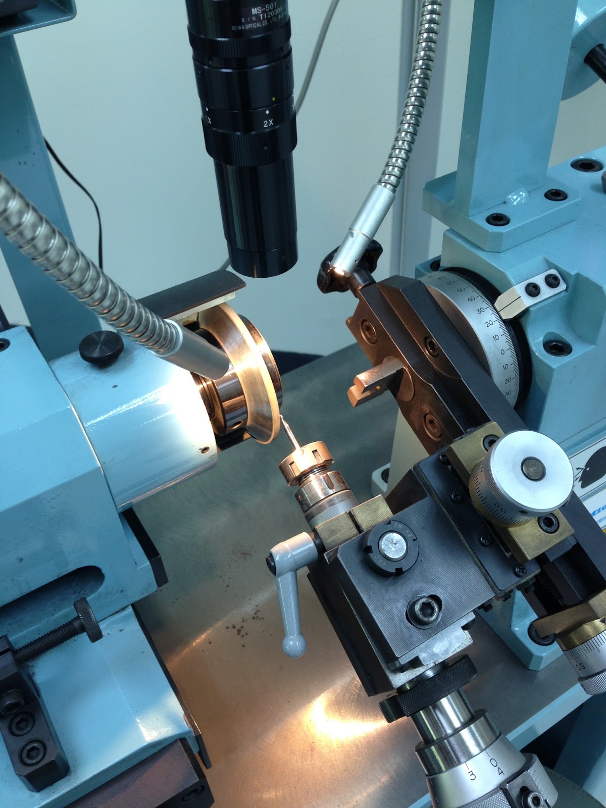 Cutting Tools Regrinding Service Regrinding Machine