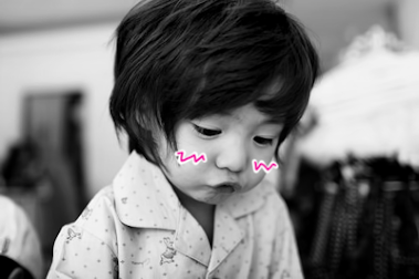 Such a cute child...=)
