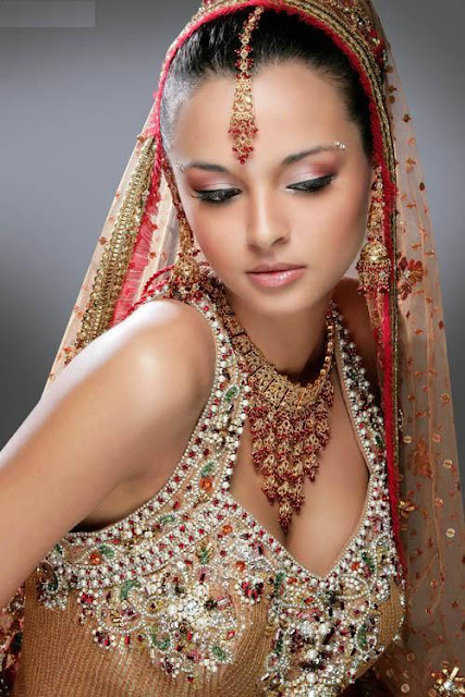 Latest bridal makeup trends and jewelry fashion wedding ...