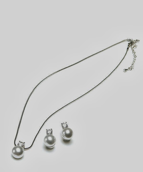 B&B FASHION HOUSE DRESS TO IMPRESS FOR A JOB INTERVIEW