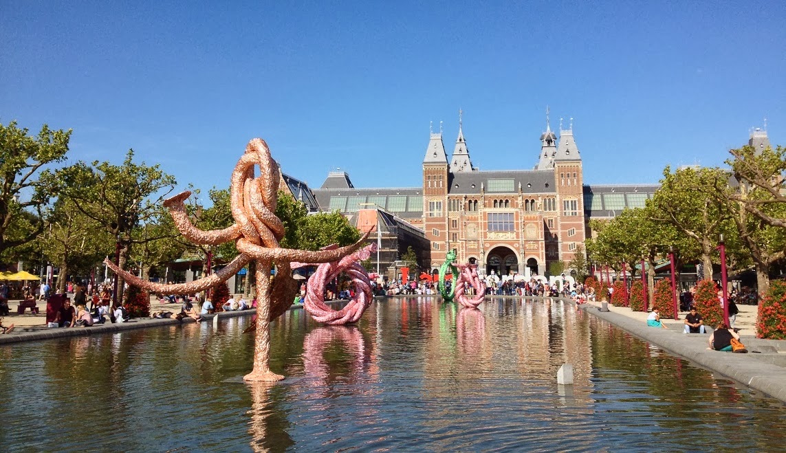 TOP 10 MOST VISITED PLACES IN AMSTERDAM