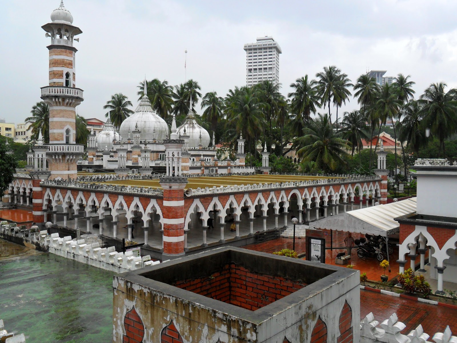 Expat Abroad Mosque Tour A must do in Kuala Lumpur.
