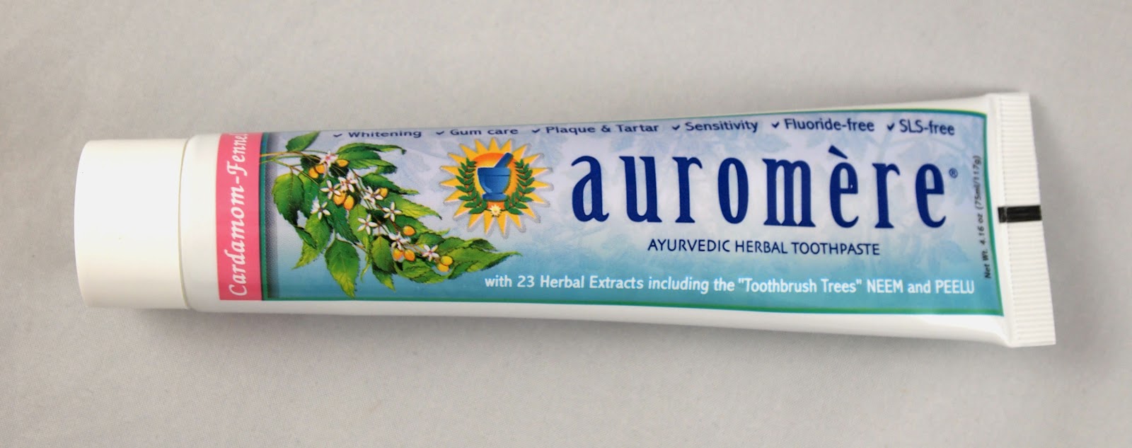 Kaylin's Kit Review Auromere FoamFree Ayurvedic Herbal Toothpaste