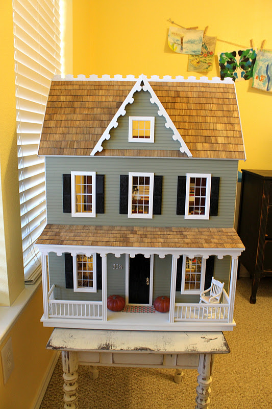 green dollhouse