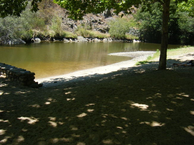 Areal Praia Fluvial de Pego das Cancelas