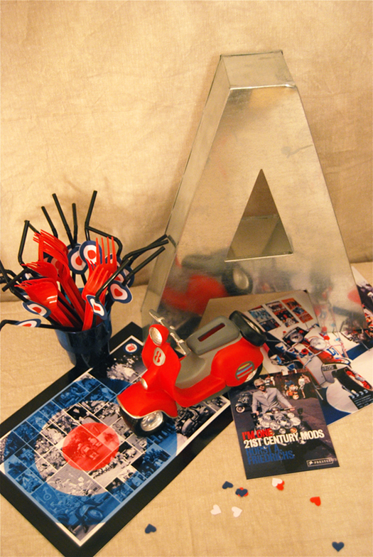 swankychicfete vespa party [all the way from italy]