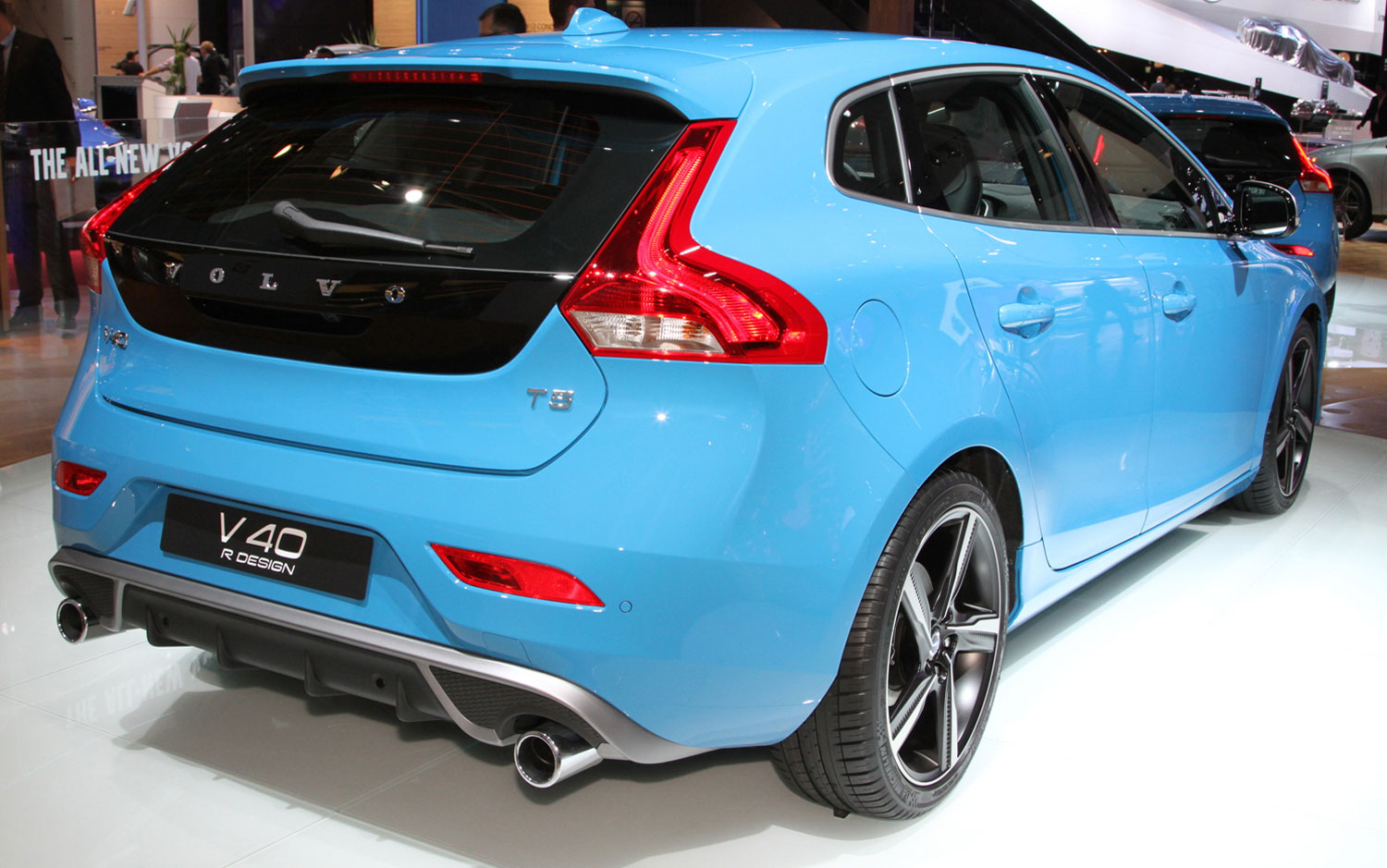 thule volvo v40 cross country
