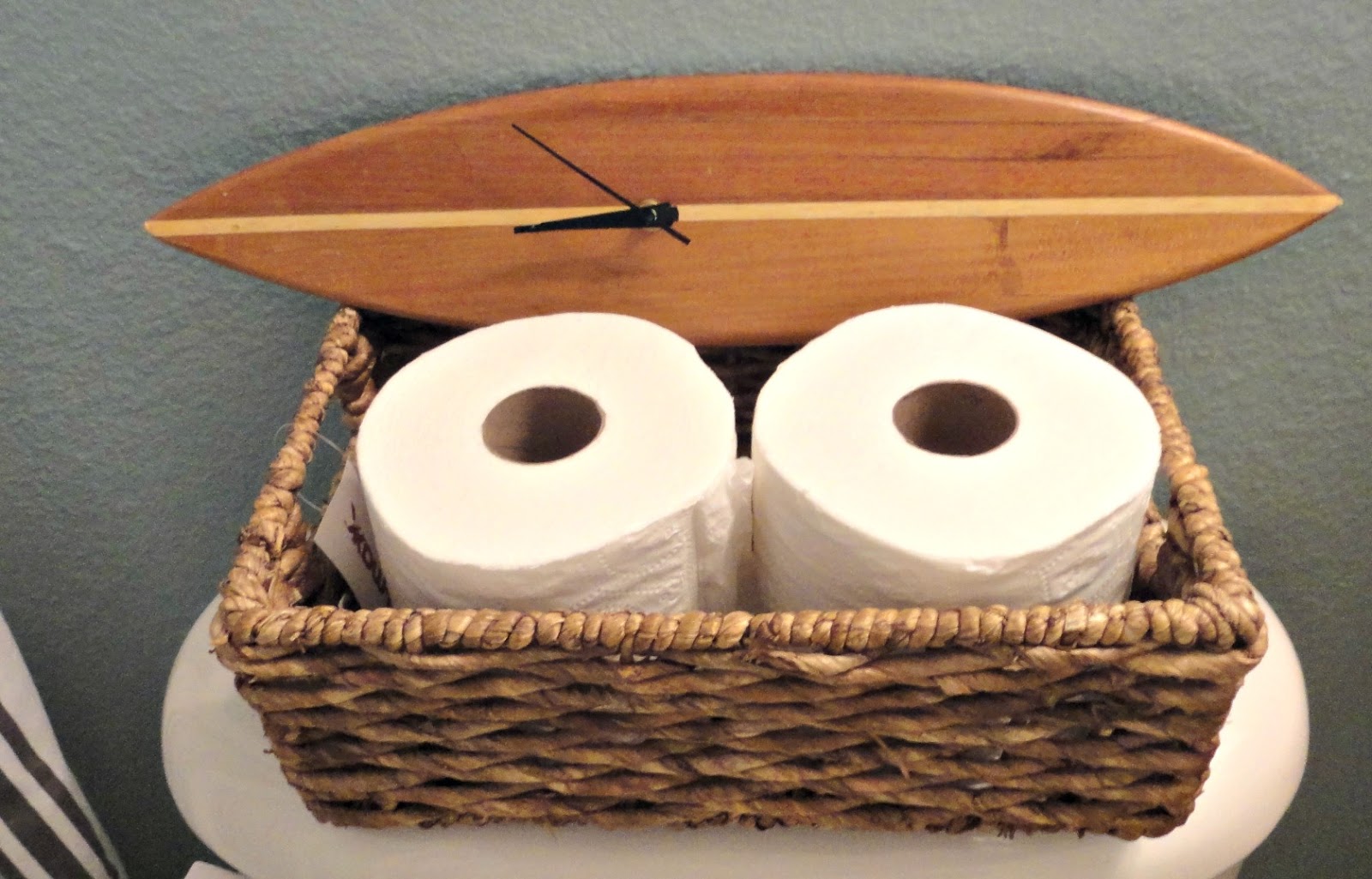 Lewisville Love: Surf Board Shelf for the Beach Bathroom