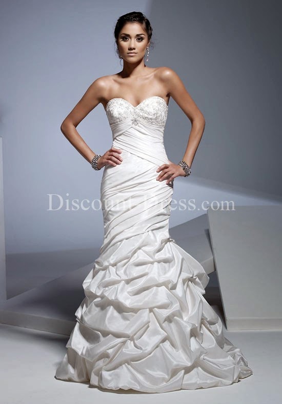  A-Line Strapless Sweetheart Tulle Lace Chapel #wedding #Dress 