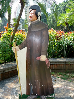 father ed at fort Santiago