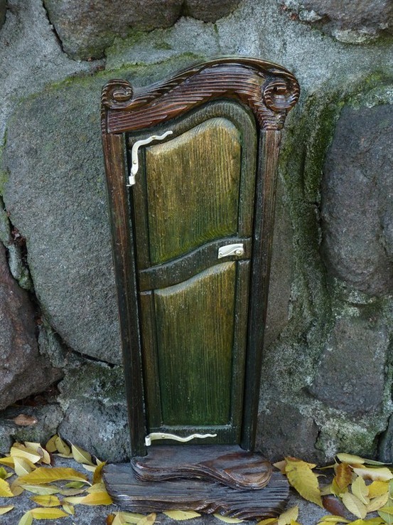 Secret door stories picture