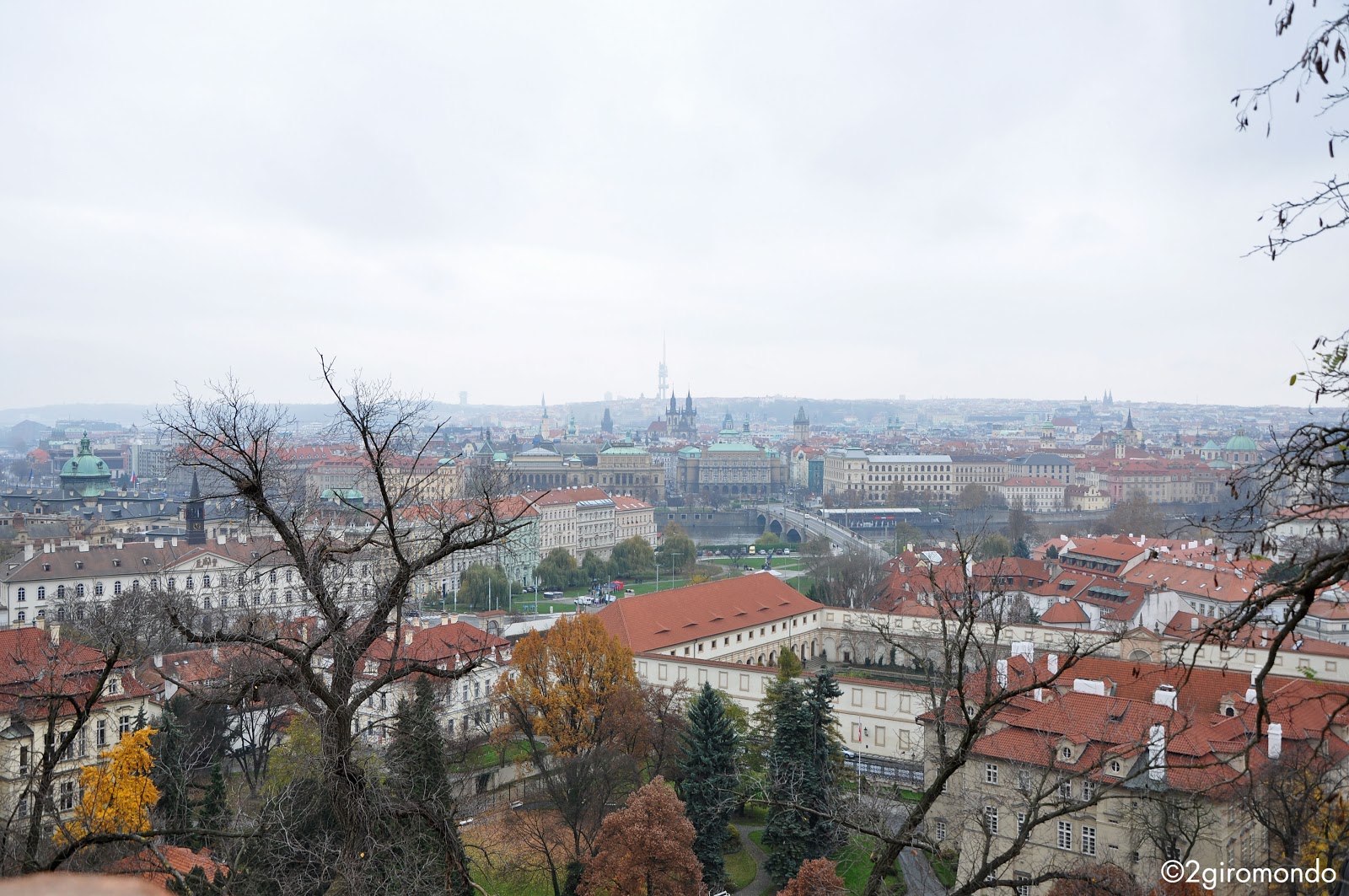 Veduta su Praga, Vecchia Scalinata del Castello Castello di Praga