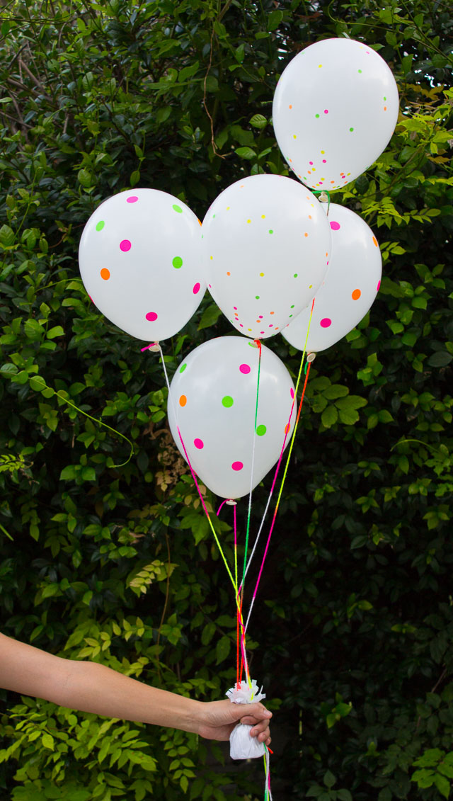 DIY Neon Sticker Balloons DIY Neon Sticker Balloons!