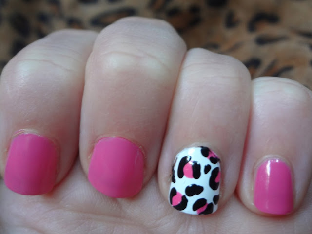pink nails with leopard print accent nail