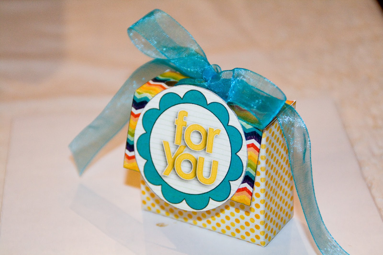 Krisi's Kreations Tutorial Pendant Gift Box